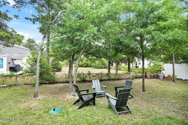 214 NE 37th Street, Oak Island, NC 28465