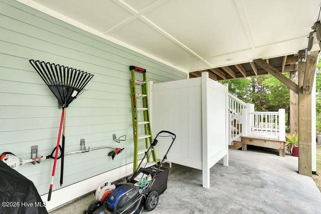 214 NE 37th Street, Oak Island, NC 28465
