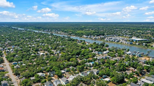 214 NE 37th Street, Oak Island, NC 28465