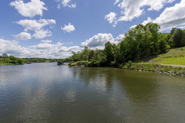 310 Greene Road, Williamstown, KY 41097