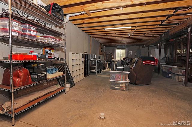 1442 Black Rock Lane, Farmington, MO 63640