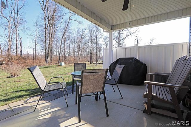 1442 Black Rock Lane, Farmington, MO 63640