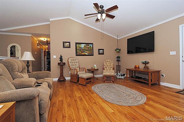 1442 Black Rock Lane, Farmington, MO 63640