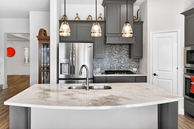 1236 Sylvia Street, Desoto, TX 75115