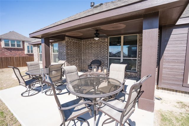 1236 Sylvia Street, Desoto, TX 75115