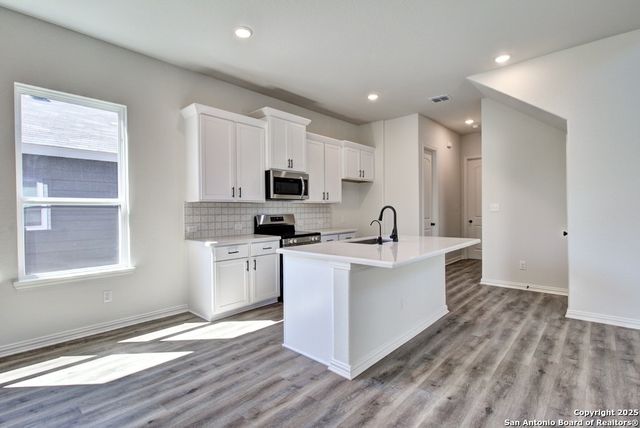 868 Farmhouse Trail, New Braunfels, TX 78130