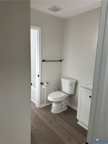 9015 Covewood Rd, Glen Allen, VA 23060