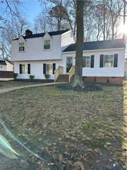 9015 Covewood Rd, Glen Allen, VA 23060