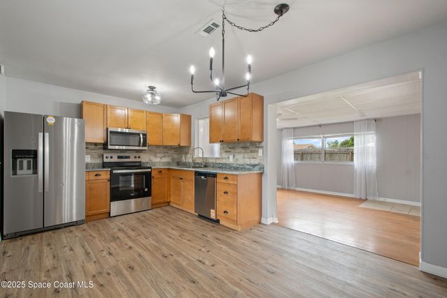 620 Clarke Avenue, Melbourne, FL 32935