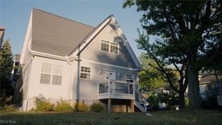 2145 N Taylor Road, Cleveland Heights, OH 44112