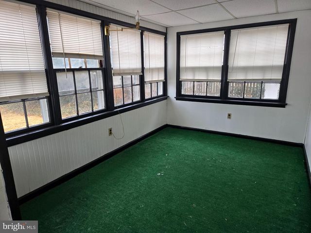 336 MILLER AVE, Hamilton, NJ 08610