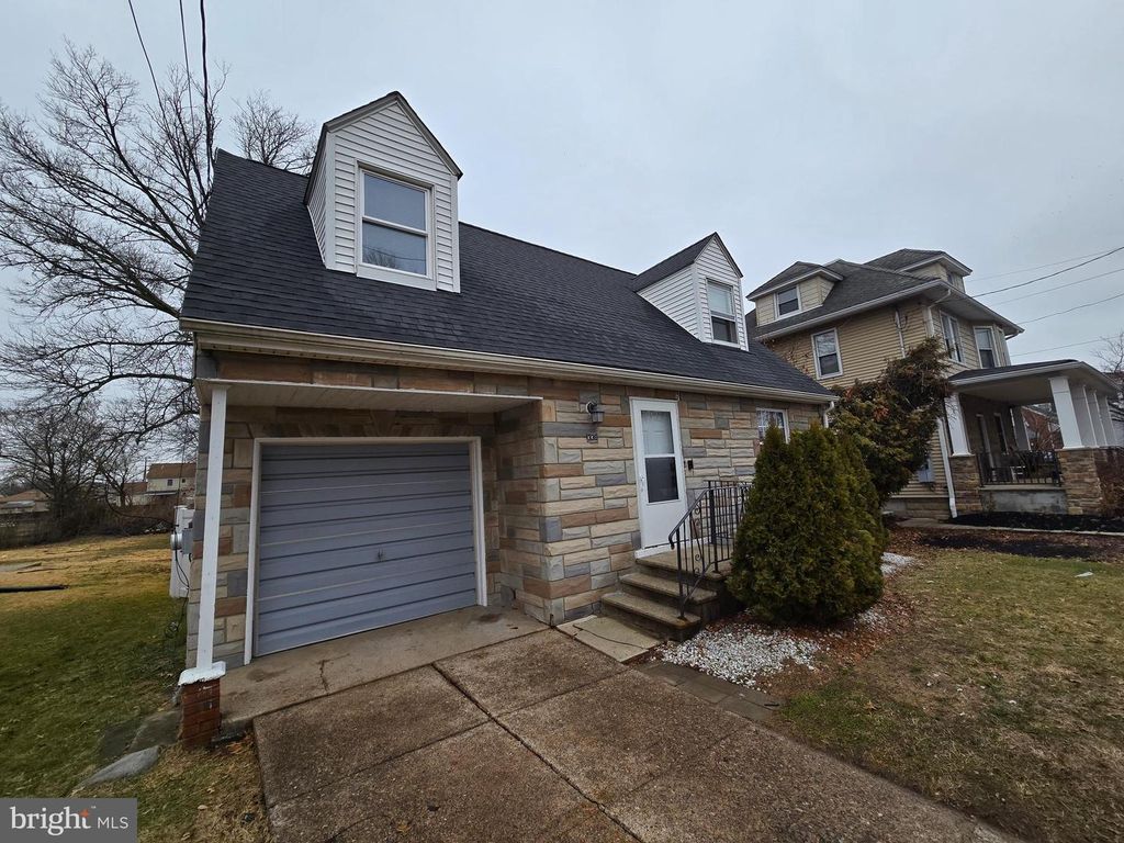 336 MILLER AVE, Hamilton, NJ 08610