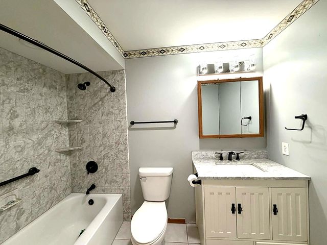 763 Longwood Drive, Lowell, IN 46356