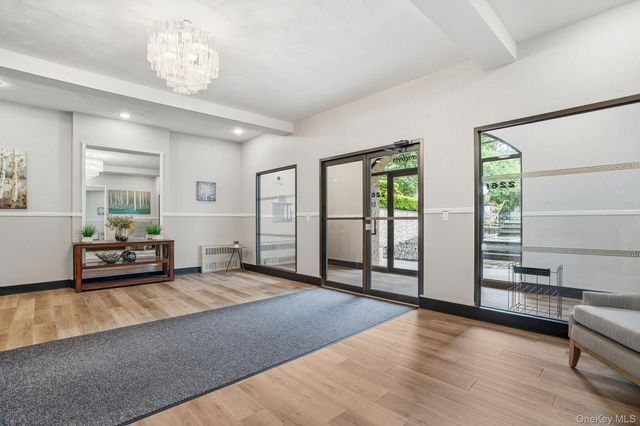 2261 Palmer Avenue 4L, New Rochelle, NY 10801