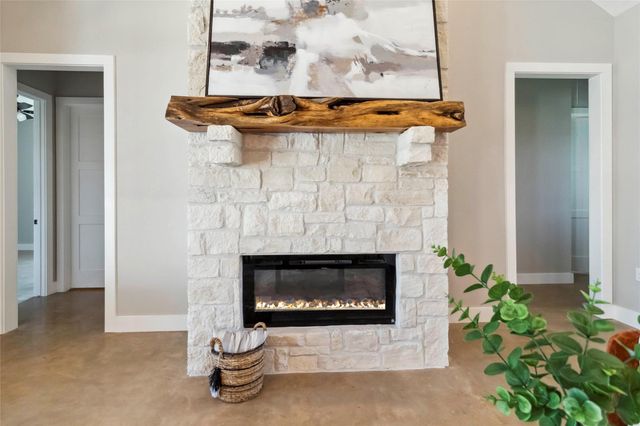 133 Ethan LN, Burnet, TX 78611