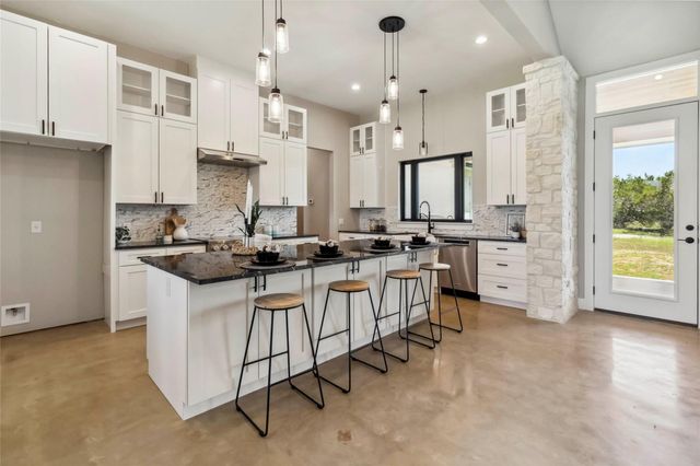 133 Ethan LN, Burnet, TX 78611