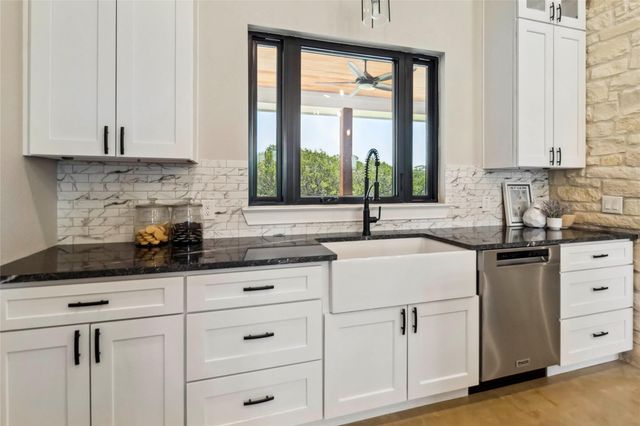 133 Ethan LN, Burnet, TX 78611