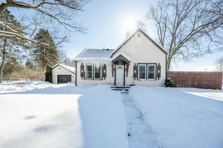 216 Elmwood Street, Hartford City, MI 49057
