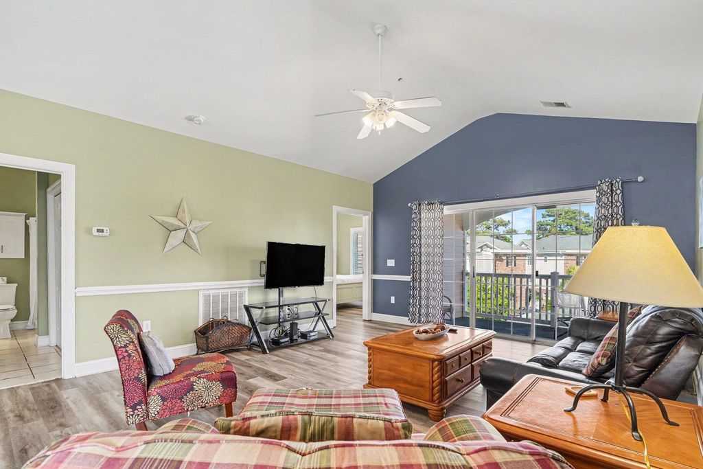 4878 Dahlia Ct Apt 305, Myrtle Beach, SC 29577 — photo 3