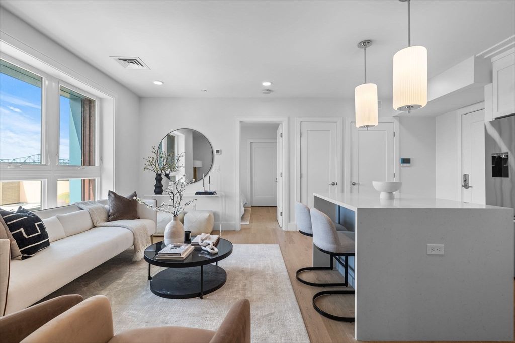 301 Border Street PH9, Boston, MA 02128