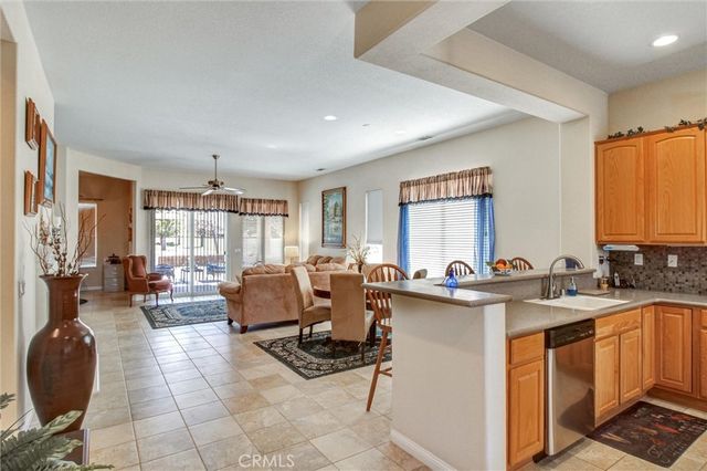 10788 Green Valley, Apple Valley, CA 92308