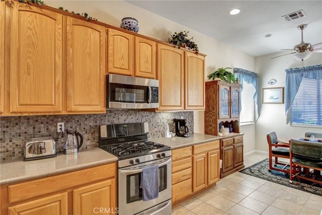 10788 Green Valley, Apple Valley, CA 92308