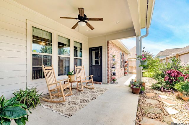 14344 Villa Grove Dr, Baton Rouge, LA 70810