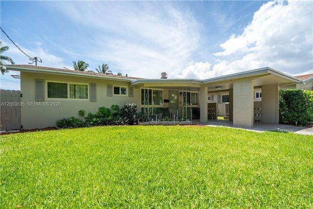 1405 NW 10th Street, Dania Beach, FL 33004