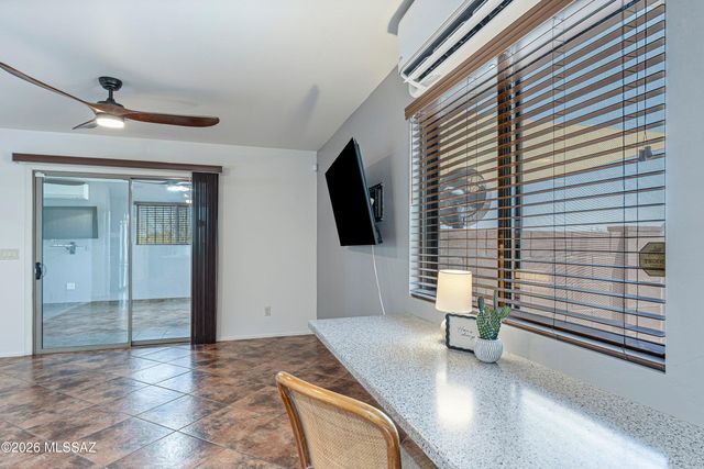744 W Echo Mesa Drive, Green Valley, AZ 85614