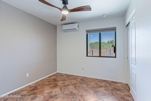 744 W Echo Mesa Drive, Green Valley, AZ 85614