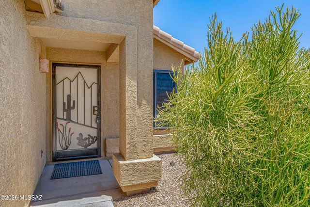 744 W Echo Mesa Drive, Green Valley, AZ 85614