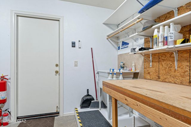 744 W Echo Mesa Drive, Green Valley, AZ 85614