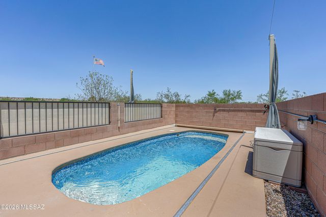 744 W Echo Mesa Drive, Green Valley, AZ 85614