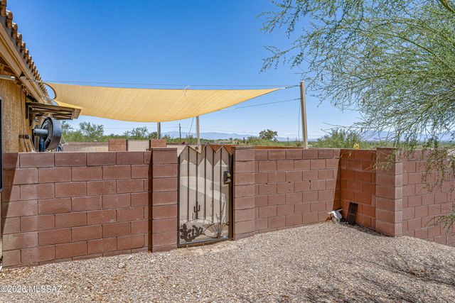 744 W Echo Mesa Drive, Green Valley, AZ 85614