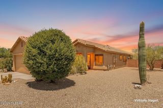 744 W Echo Mesa Drive, Green Valley, AZ 85614