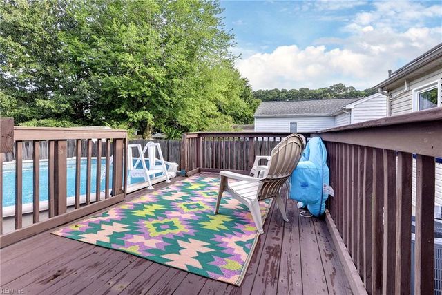 223 Louise DR, Newport News, VA 23601