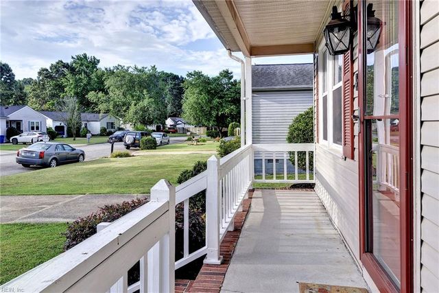 223 Louise DR, Newport News, VA 23601
