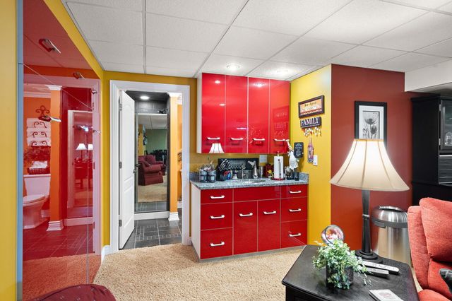 5848 Wildrose Lane, Schererville, IN 46375