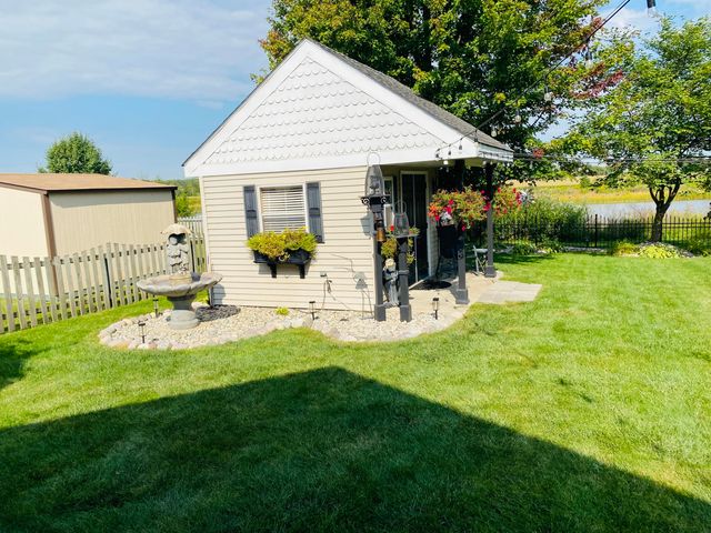 5848 Wildrose Lane, Schererville, IN 46375