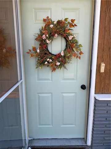 107 Osage Avenue, Hiawatha, KS 66434