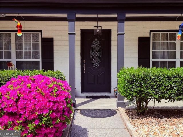 2703 Brookefield Lane, Kennesaw, GA 30152