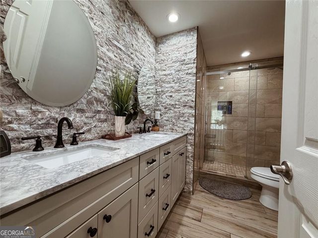 2703 Brookefield Lane, Kennesaw, GA 30152