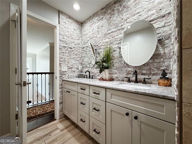 2703 Brookefield Lane, Kennesaw, GA 30152