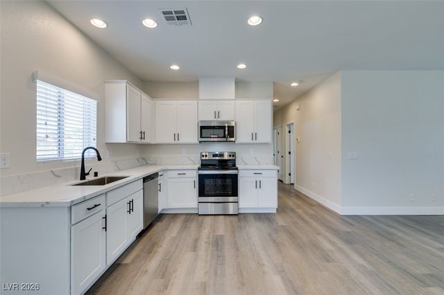 1912 Carver Avenue, North Las Vegas, NV 89032