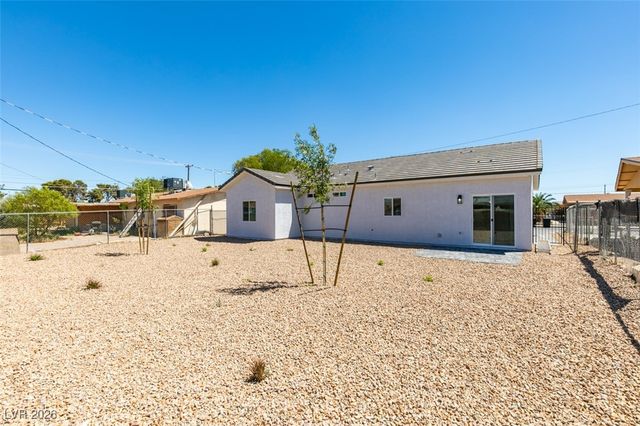 1912 Carver Avenue, North Las Vegas, NV 89032
