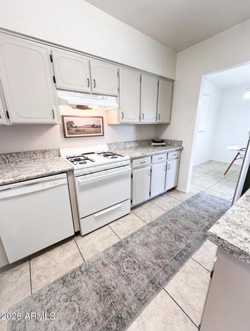 1936 PASEO DE LA LUNA -- 13, Sierra Vista, AZ 85635