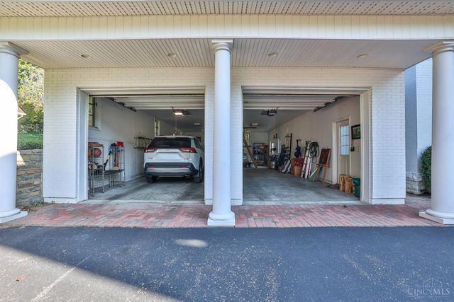 320 Reily Road, Wyoming, OH 45215