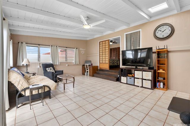 194 Kilea Place, Wahiawa, HI 96786