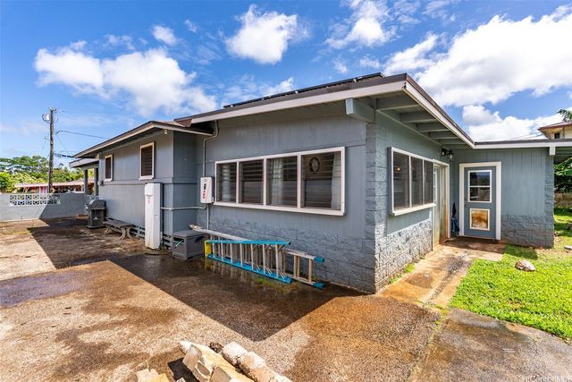 194 Kilea Place, Wahiawa, HI 96786