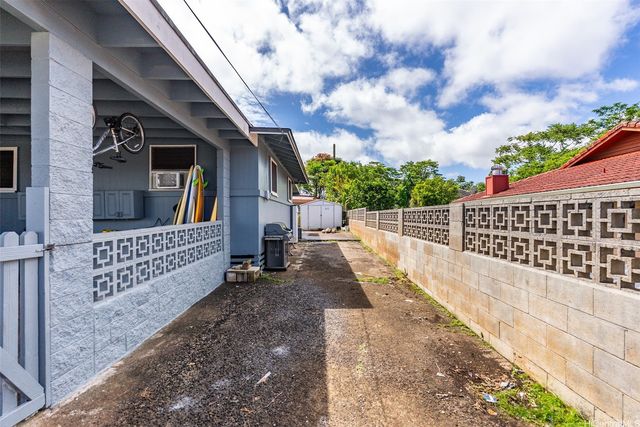 194 Kilea Place, Wahiawa, HI 96786